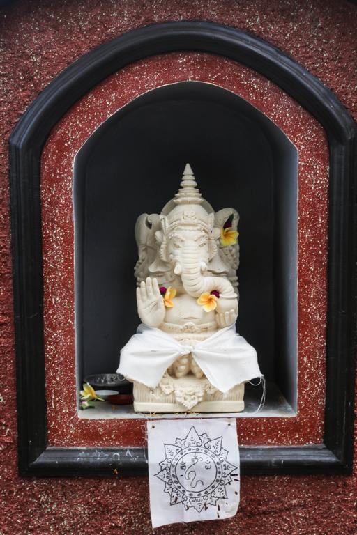 D'Waktu In House Apartment นูซาเลมโบงัน ภายนอก รูปภาพ