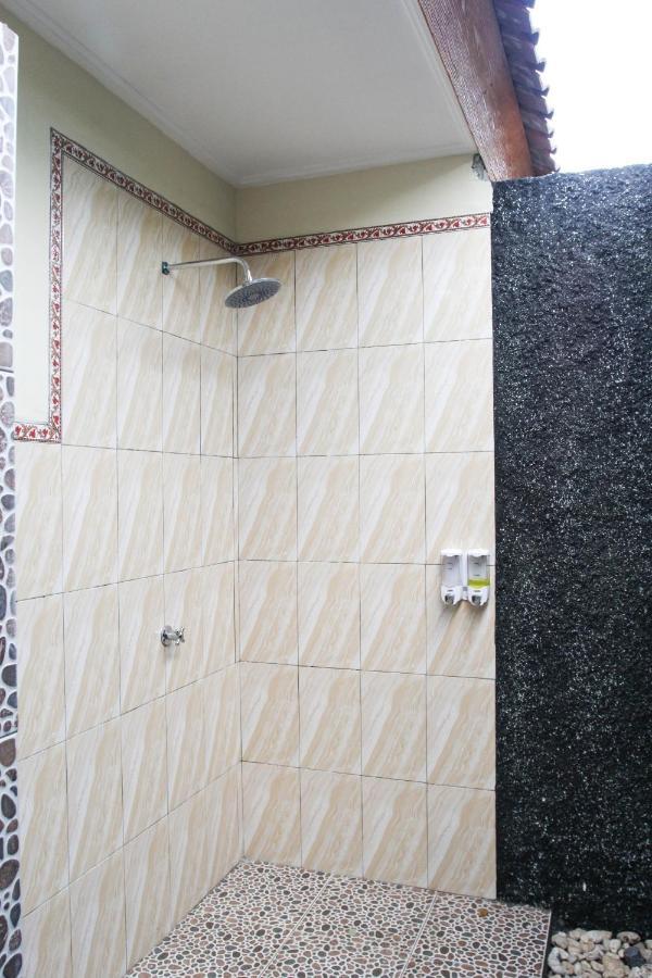 D'Waktu In House Apartment นูซาเลมโบงัน ภายนอก รูปภาพ